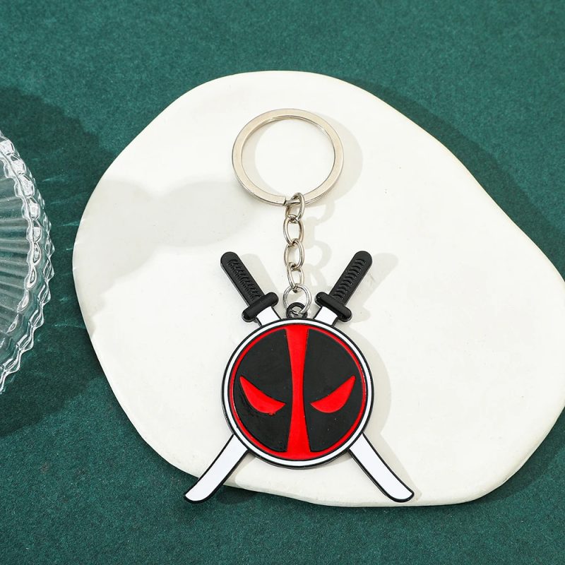 Deadpool Double Knife Keyring - Image 5