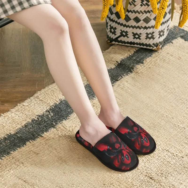 Deadpool Energy Slippers: Action Comfort - Image 6