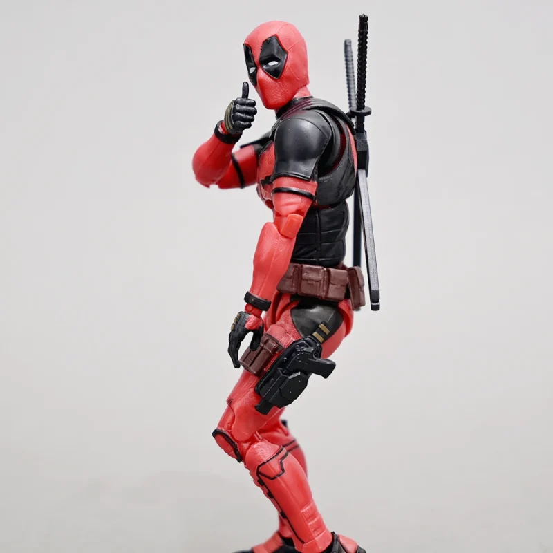 Deadpool Action Figure - Fully Loaded Merc with Accessories - Image 6