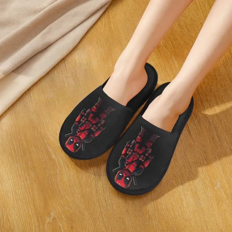 Deadpool Iconic Pose Slippers - Relax in Style! - Image 4