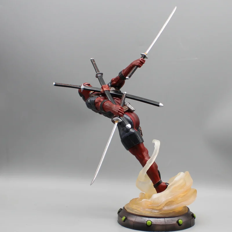 Deadpool Figure PVC Diorama 35cm - Dual Swords - Image 3