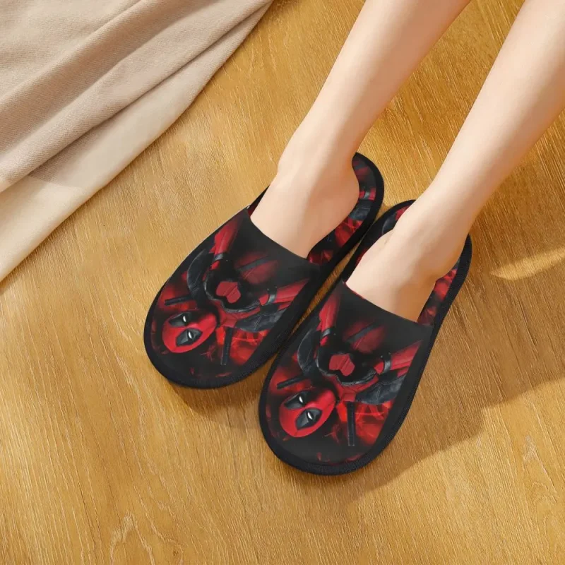 Deadpool Energy Slippers: Action Comfort - Image 5